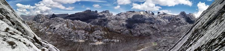 Восхождение на Карстенз 2018 Максут Жумаев